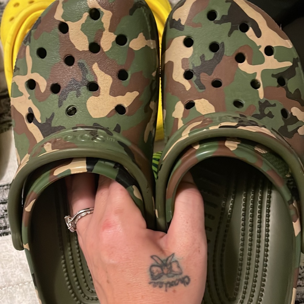 Camo crocs